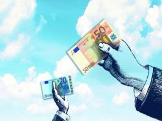 Öt százalékos emelés a köz szolgáinak