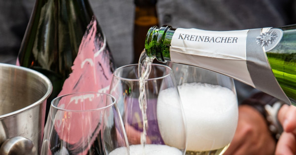 A Kreinbacher pezsgő egyre több helyen jelenik meg