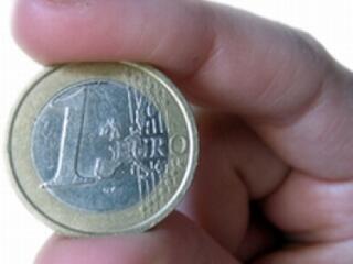 Lassan 260 forint lesz egy euró