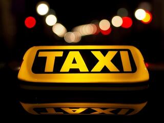 Komoly ütést kaptak a taxisok is: februárig nincs esély a helyzet javulására