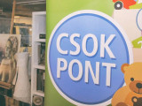Elég sok helyen találkozhatunk a CSOK Pont logójával
