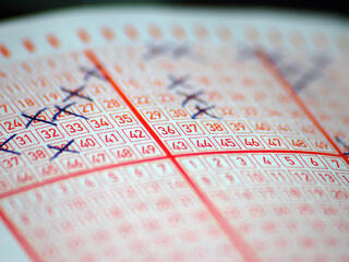 Akkora a főnyeremény, hogy Magyarország legdrágább ingatlana is belefér