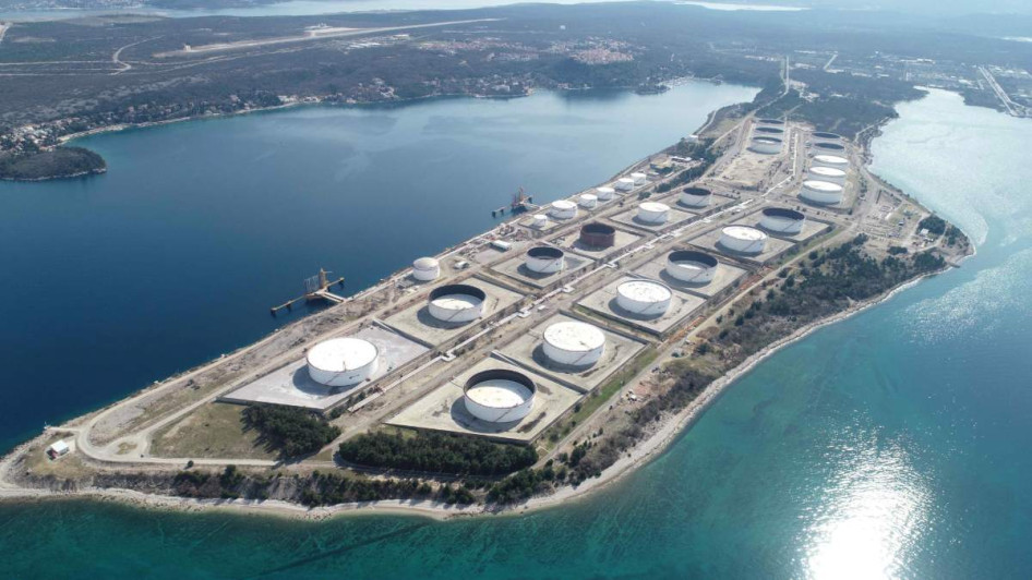 Teljesen ellentmond egymásnak a Mol és a Janaf