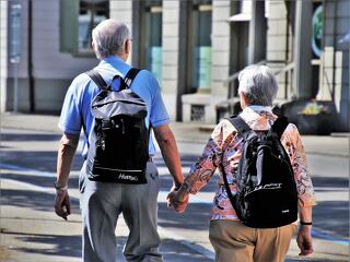 Elképesztő változtatás jön a nők kedvezményes öregségi nyugdíjánál 