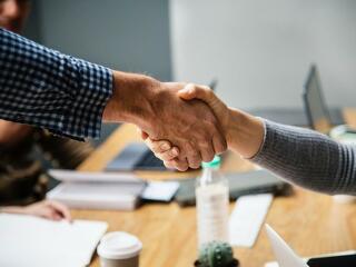 Generációváltás: révbe ért utódlás