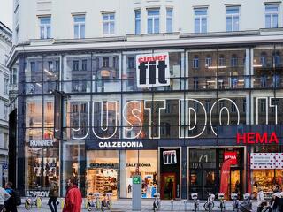 Már az osztrákoknak is fáj, ami a boltokban és a kutakon történik