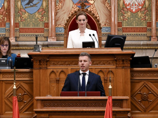 Ketten vették fel a nyúlcipőt azok közül, akiket Magyar Péter nem kívánatos személynek tart