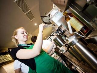 Ma nyit a Starbucks Budapesten
