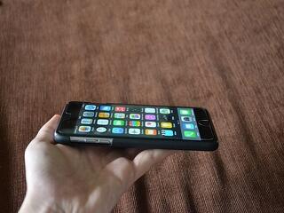 Új telefon? Egy éven belül összetörik