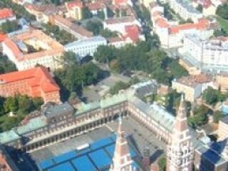 Több ezer lakás a Mars téren