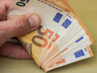 Balul sült el az átállás az euróra a horvátoknál, a kormány már fenyegetőzik