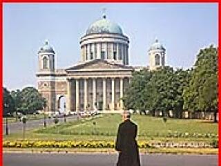 Főiskolasegítés Esztergomból