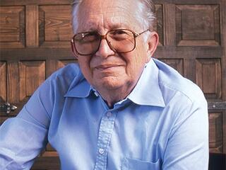 95 éves Magyarország egyik legismertebb közgazdász gondolkodója