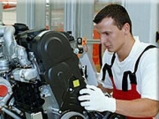 Dübörög az ipar