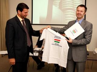 Magyarokat keres a BMW!