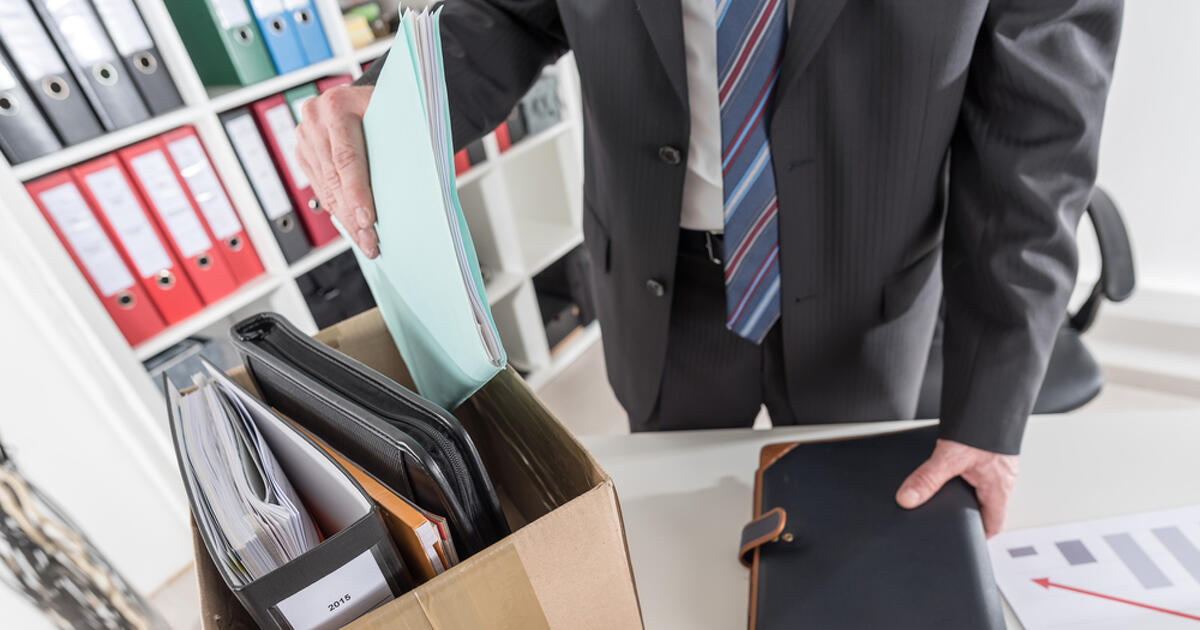 Óvatosabbak lettek a cégek, többen terveznek leépítést, mint bővítést