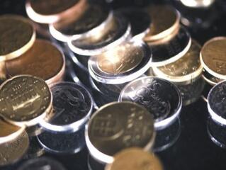 Jön a 255 forintos euró?