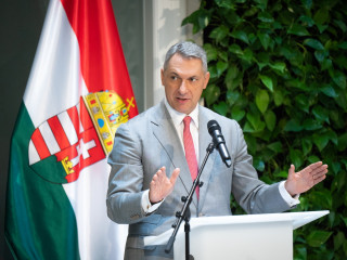Lázár János visszaszólt Magyar Péternek