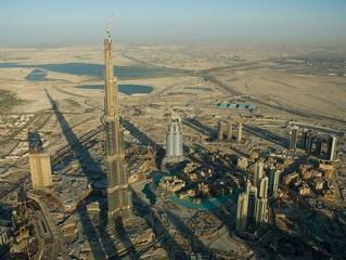 Támadják a világ legmagasabb felhőkarcolóját 