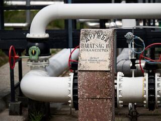 Megérkeztek az első olajszállítmányok a Barátság vezetéken