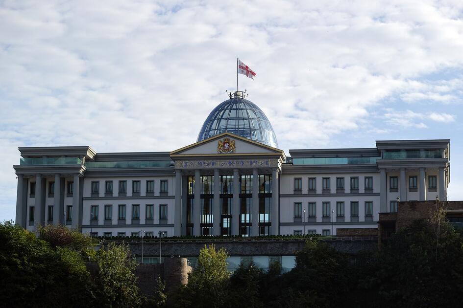 Egy pillanat alatt megfordult az ország iránya