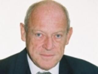 Elhunyt az Egis Rt. vezérigazgatója