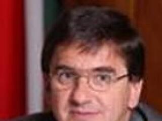 Veres letiltotta a becsléseket?