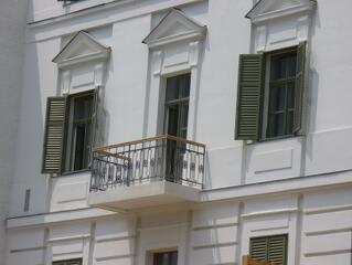 Három ingatlanos elismerése