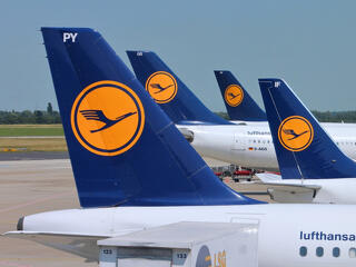 Rekordösszegű büntetést kapott a Lufthansa, mert egy Budapestre tartó járata nem vitt el zsidó utasokat