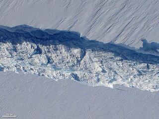 Új jéghegy született a déli sarkvidéken