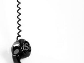 Menesztik az MTelekom vezérét