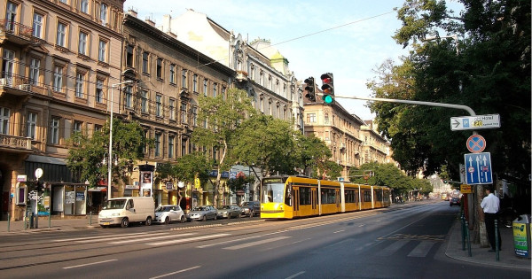 A budapesti Nagykörúton sok bezárt bolttal is találkozhatunk