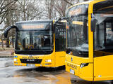 Több mint 800 új volánbuszt kap a MÁV