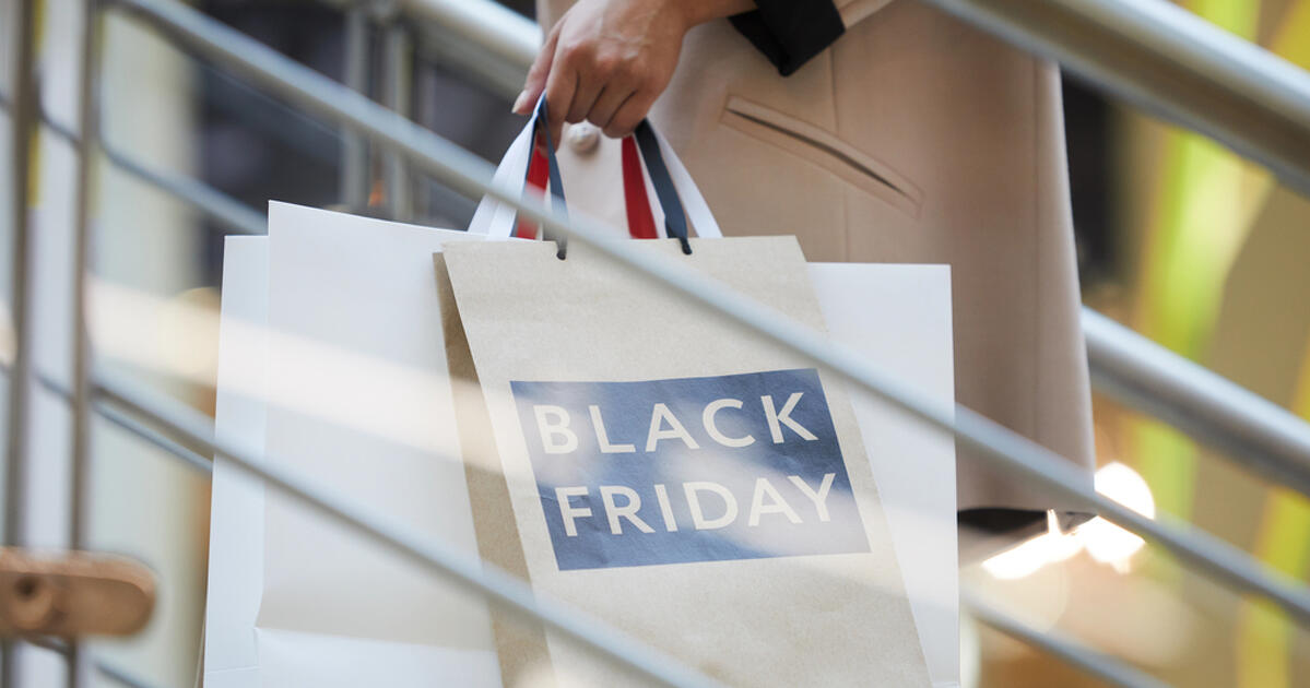 Black Friday és a karácsony: nyakló nélkül veszik fel a hiteleket a magyarok 