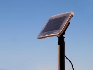 Terjednek a hordozható napenergiás eszközök