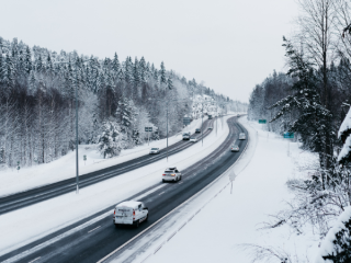 Sok ezer forintot buknak az autósok azzal, hogy nem ismerik a kedvezményes autópálya-matricákat