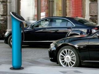 Újabb lökést kaphat az elektromos autó