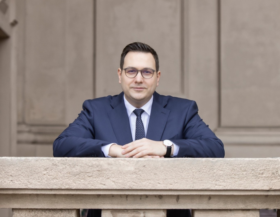 Ő már háromszor tárgyalt az amerikai külügyminiszterrel, míg szlovák partnere, Juraj Blanár Szergej Lavrov orosz külügyminiszterrel találkozott háromszor