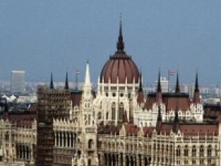 Csak háromhavi importra futja Magyarországnak