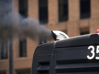 A többség kitiltaná a szennyezőbb autókat a városokból