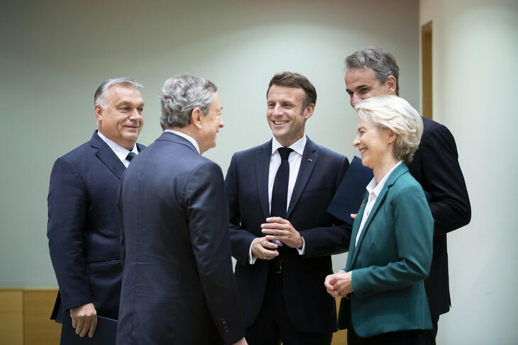 Sok mosoly, sok ellentét (MTI/Miniszterelnöki Sajtóiroda/Benko Vivien Cher)