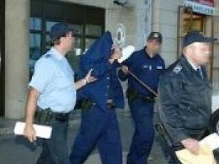 Őrizetben az erőszakoló rendőrök