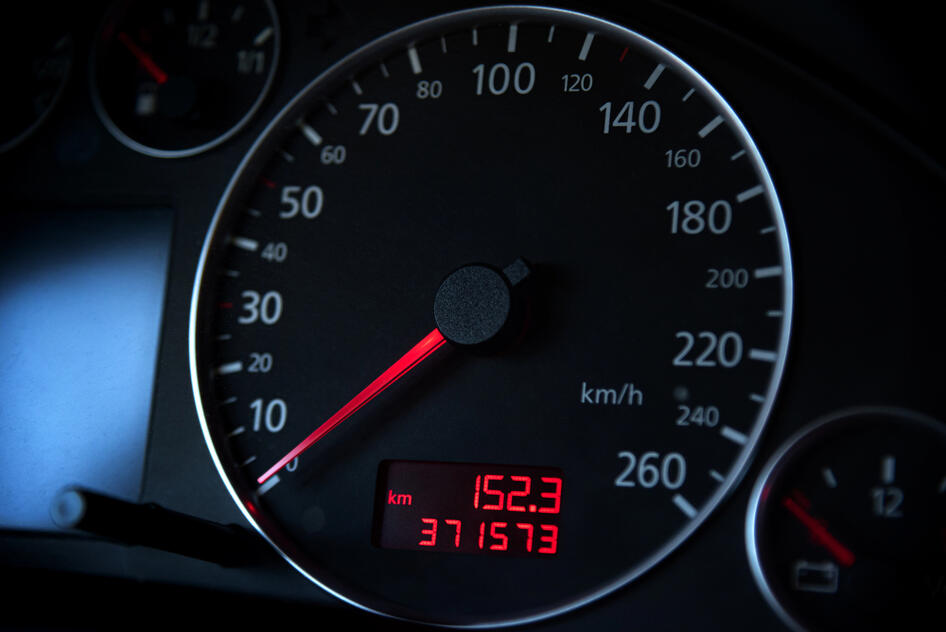 Trükköznek az autónepperek