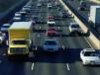 Építési sebesség: 3 km/hónap