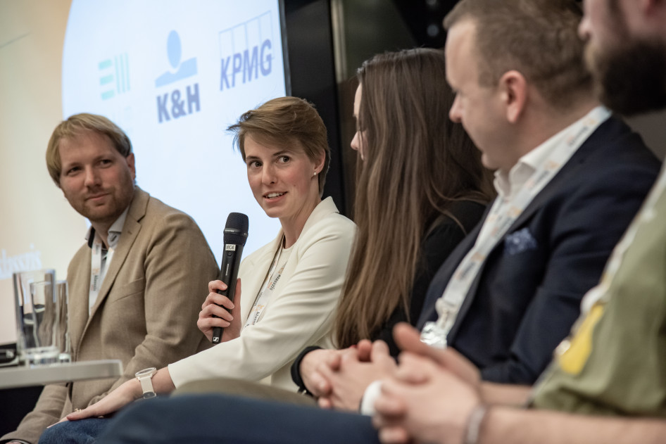 Szelley-Bereczki Anna szerint lebonthatók a generációs különbségek