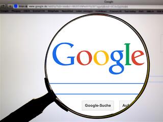 Bíróságra rángatják a Google-t - ez az oka