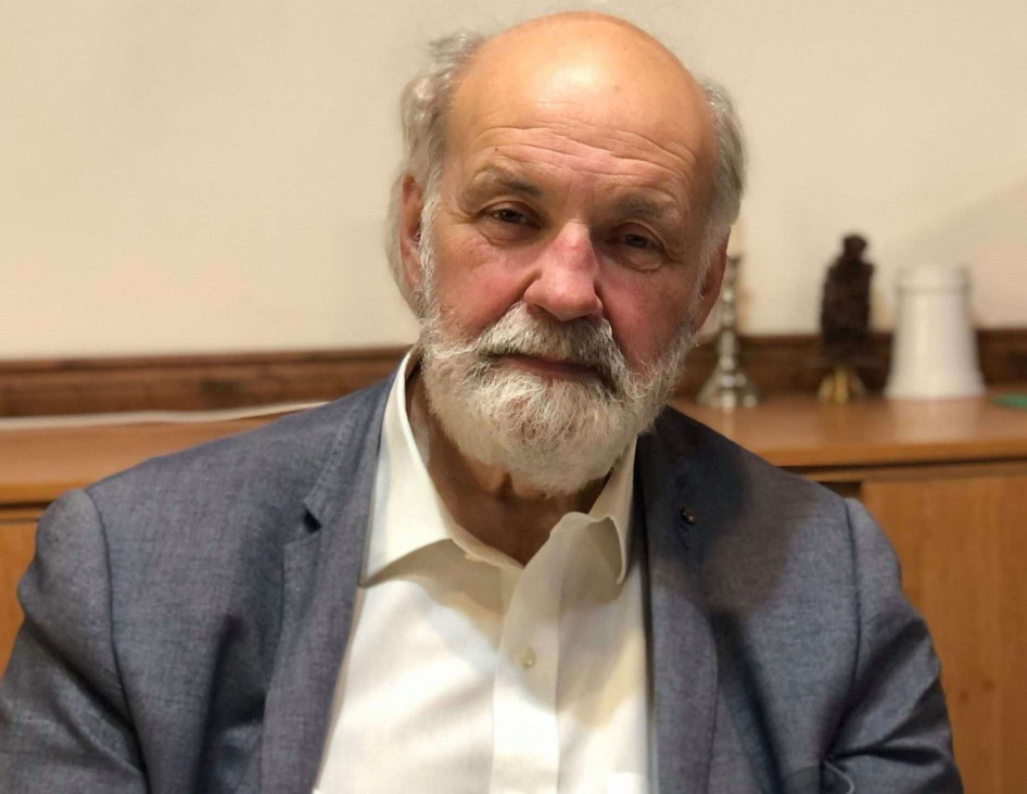 Iványi Gábor csak szegényeket segít, de a Fidesz valamiért üldözendőnek tartja