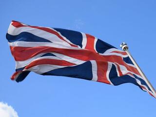Már a Brexit miatt senyvedő brit gazdaság is elindult, túllépve a háborún