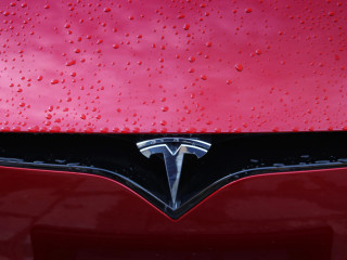Összeomlott a Tesla 