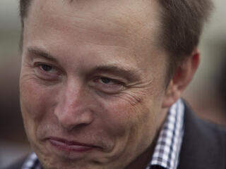 Elon Musk távozik a Tesla igazgatótanácsának éléről
